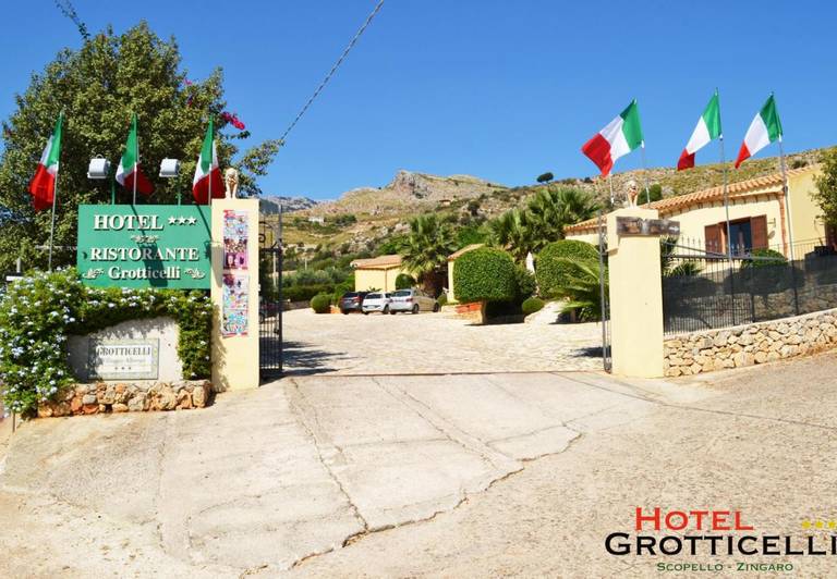 Hotel Grotticelli 
