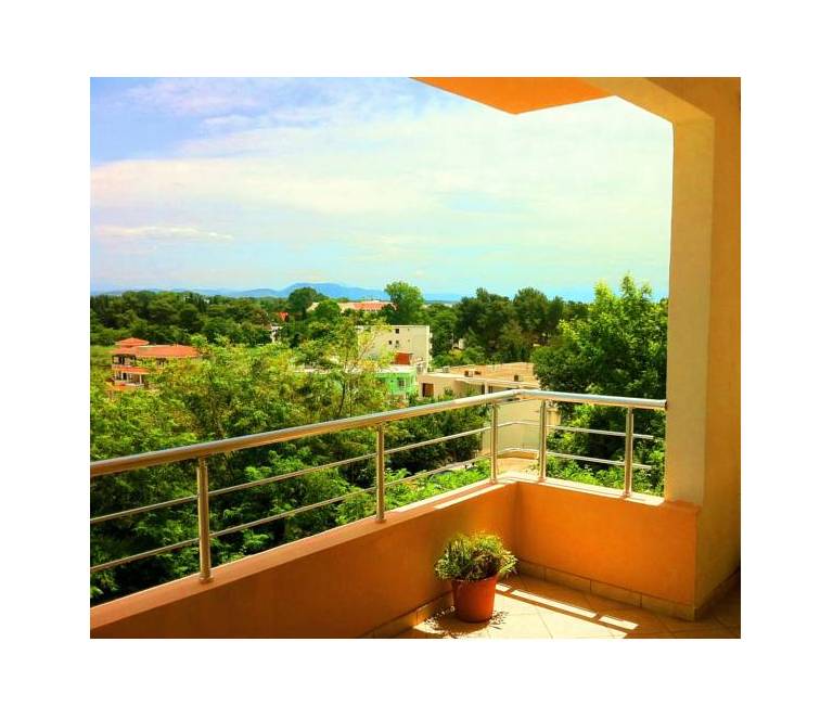 Apartments Llunji 