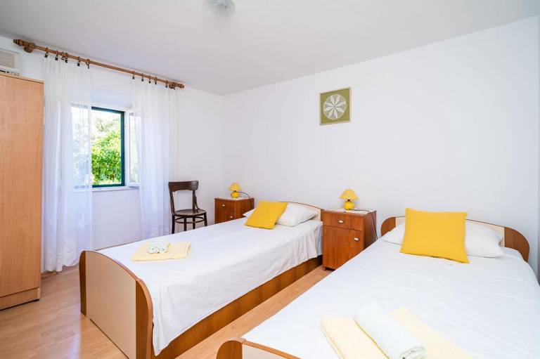 Apartments Lidija 