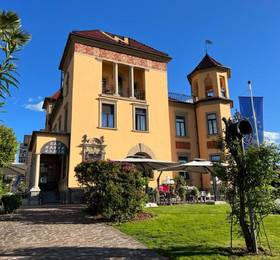 Camin Hotel Luino  в Луино