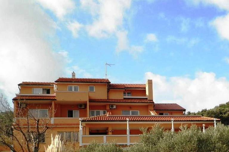 Apartments Melita 