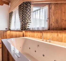 Hotel Genzianella  в Коммеццадуре