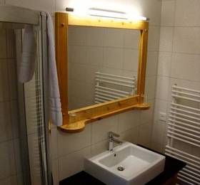 Hotel Mont Rouge  в Нанде