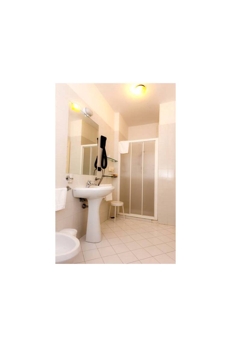 Hotel Villa Leri 