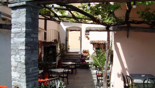 Garni Antico B&B  3* Швейцария, Интранья