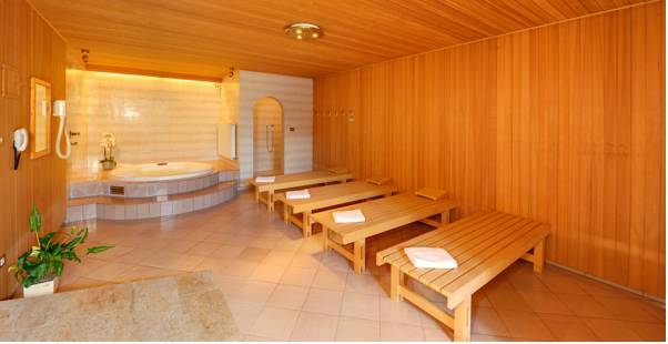 Residence Amelia  3* Италия, Тироло