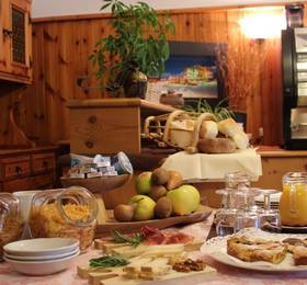 Туры в Albergo Bucaneve  в Италии