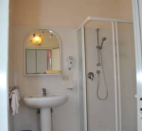 Hotel Casa Rosa  в Портоферрайо