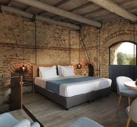 Cangrande Hotel  в Лацизе