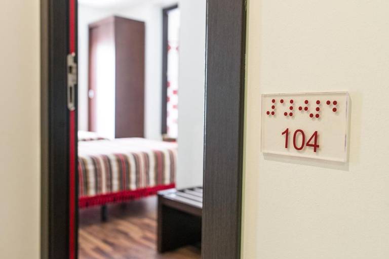 Hostal Aznaitin 