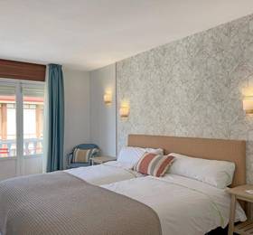 Hotel La Encina  в Нохе