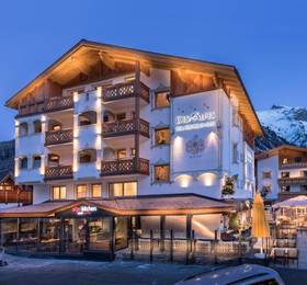 Hotel des Alpes  в Замнауне