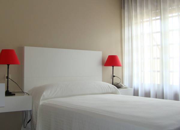 Hotel Chancelas  1* Испания, Комбарро
