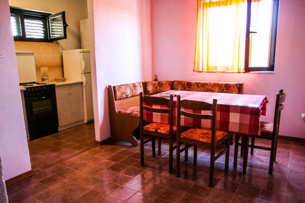 Apartmani Rezic  3* Хорватия, Марина