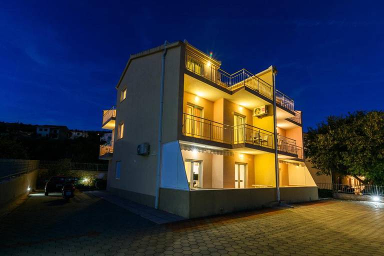 Apartments Neve 