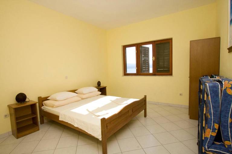 Ella Apartments 