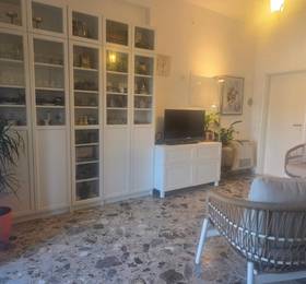 Two Palms Villa  в Затоне