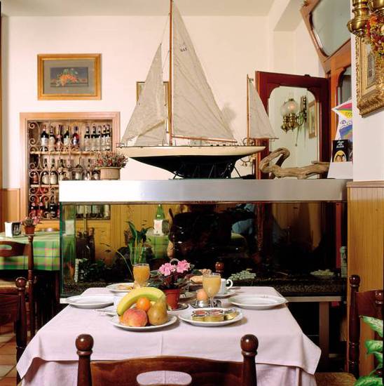 Hotel Del Pesce  1* Италия, Луино