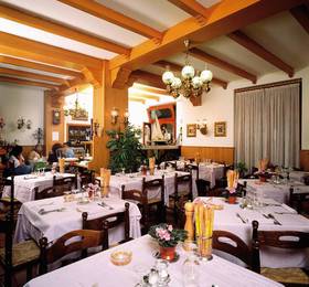 Hotel Del Pesce  в Луино