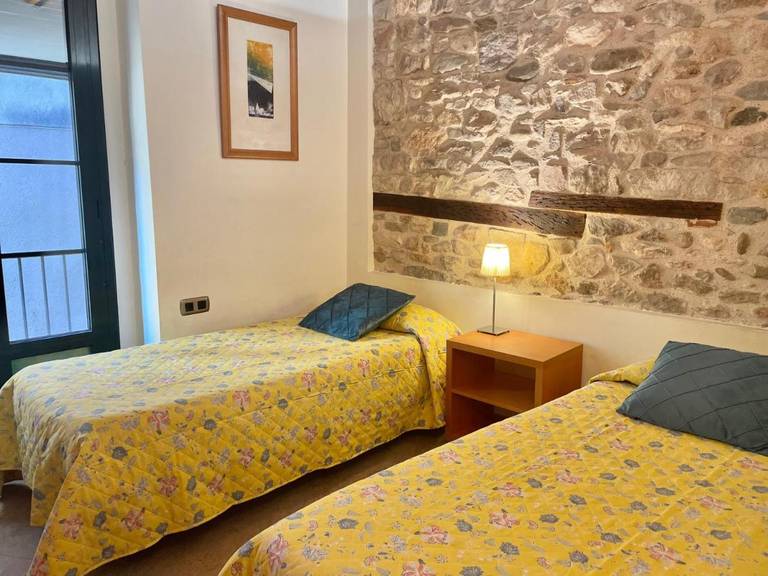 Sleepin Girona 