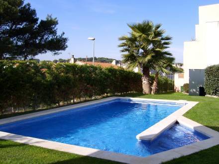 Empuries Beach 