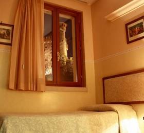 Hotel Elefante  в Монтикьяри