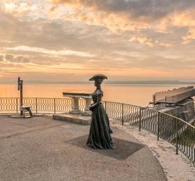 Touring au Lac в Невшателе