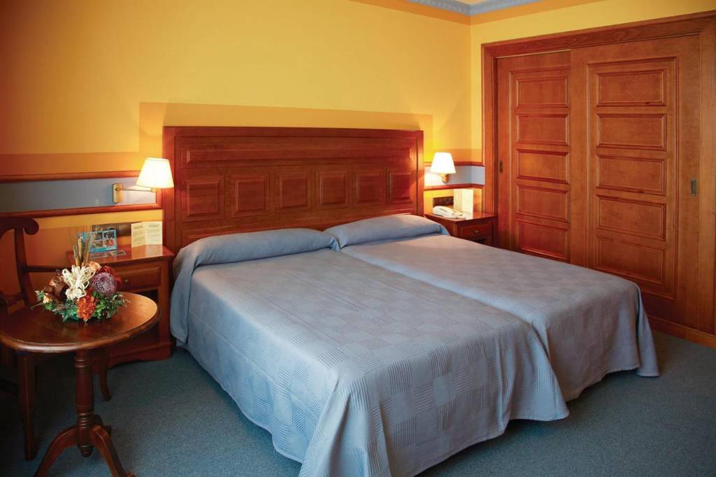 Hotel Antequera by Checkin 4*