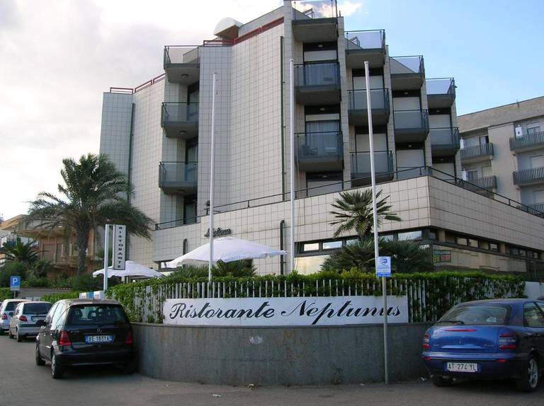 Hotel Neptunus 