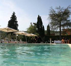 Villa De Fiori  в Пистойе
