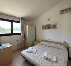 Hotel La Vela  в Кардеду