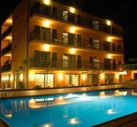 Отдых в Hotel Picasso - Испания, Торроэлья-де-Монгри