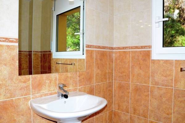 Torre Moratxa  3* Испания, Л'Эстартит