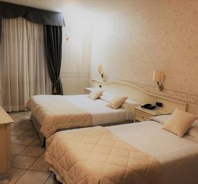 Hotel La Noce  в Кивассо
