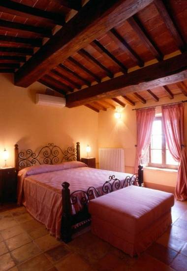 Villa Giulia Италия, Туоро-суль-Тразимено