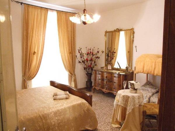 Vecchio West Италия, Аджерола