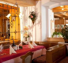 Hotel Astras  в Скуоле
