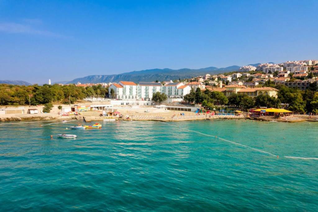 Family Hotel Lisanj 4*