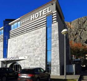 Hotel Diadem  в Омише