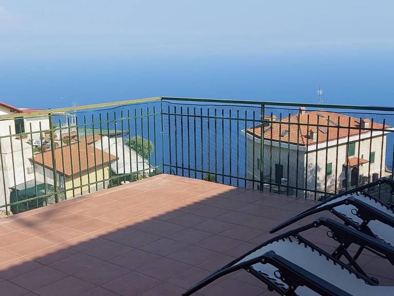 Mira Amalfi 