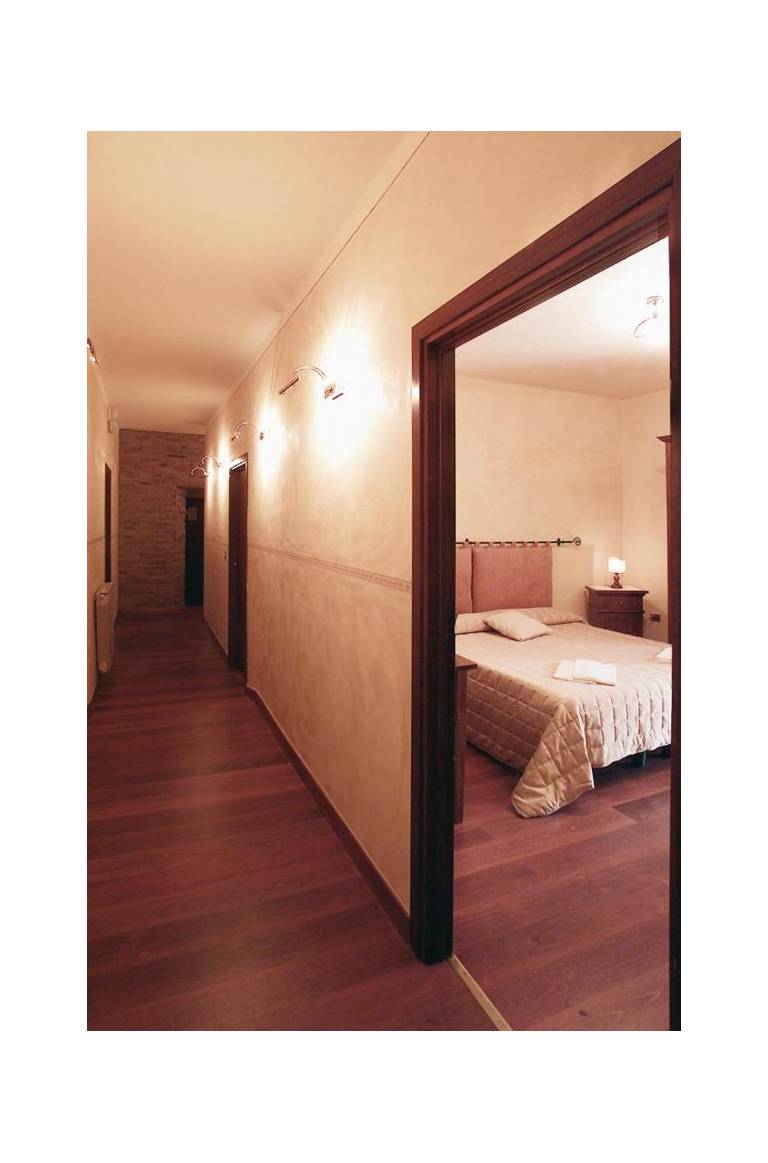 Ranch Hotel 