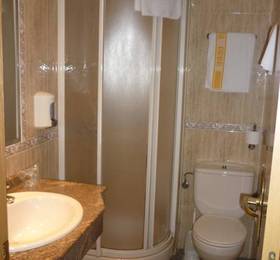 Hostal Arba  в Алькобендасе