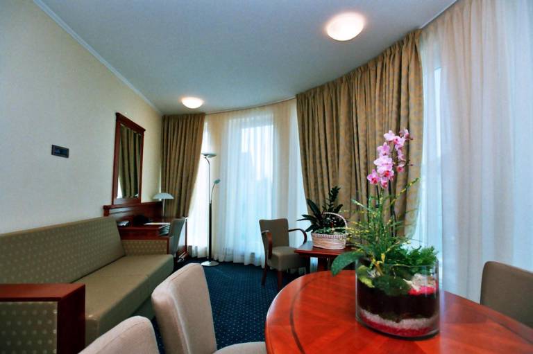 Hotel Savus 