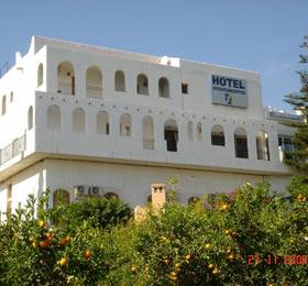 Hotel Simon  в Мохакаре