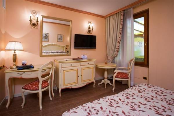 Vip's Motel  4* Италия, Лонато