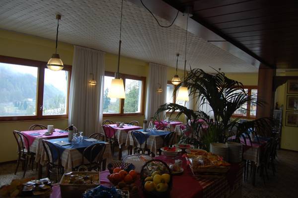 Hotel Rezia  3* Италия, Киеза-ин-Вальмаленко