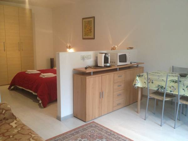 Casa Pini Италия, Грианте
