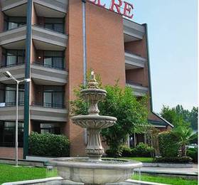 Hotel Re  в Чинизелло-Бальзамо