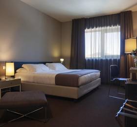 G Hotel  в Озимо