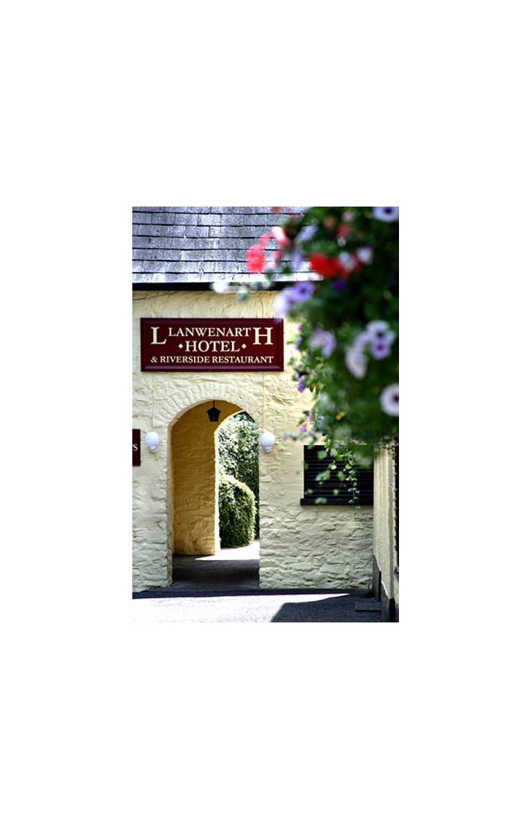 Llanwenarth Hotel & Riverside Restaurant 